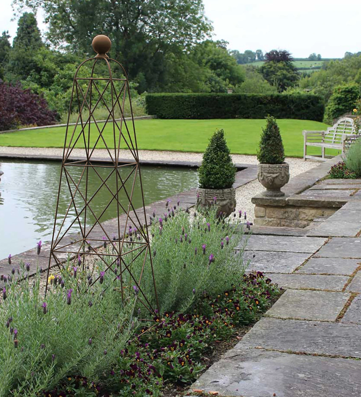 King Garden Obelisk - Image 3