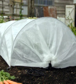 Grow Tunnel With Fleece Cover